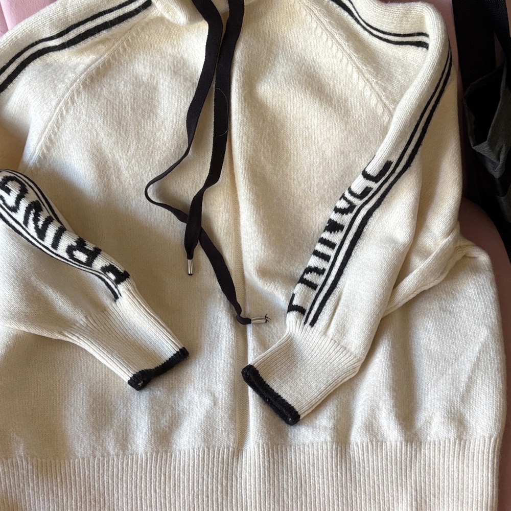 Pringle Cream and Black Turtleneck Sweater - Picture 4 of 4